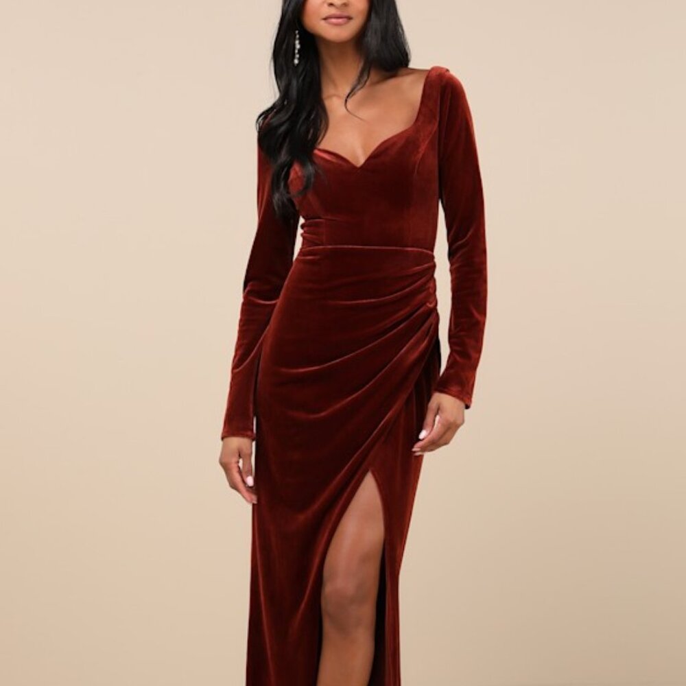 Brand new!!!Lulus Forever Sensational Rust Brown Velvet Long Sleeve Maxi Dress